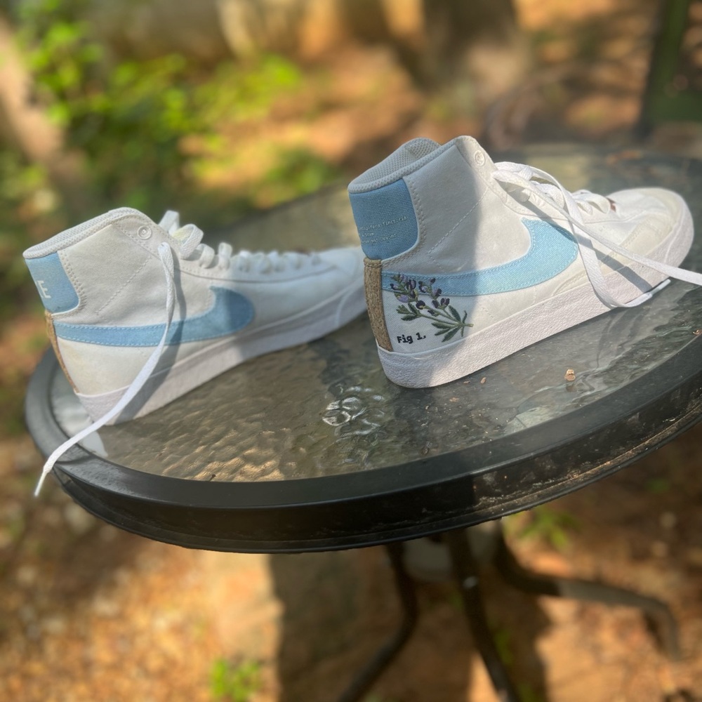 COPY - Indigo Nike Blazer, barely worn